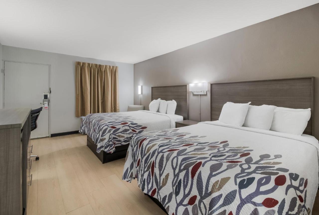 Red Roof Inn & Suites Jackson, Tn Екстер'єр фото